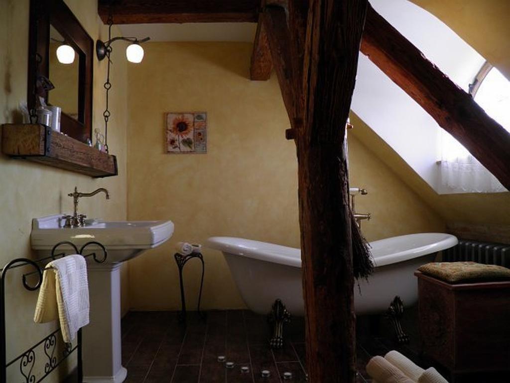 Dvur Olsiny -Hotel And Horse-Riding Karviná Zimmer foto